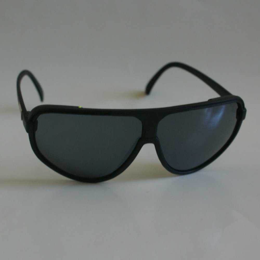 NWOT True Vintage Wing style Aviator Sports Wrap around smoke mirrored sunglass